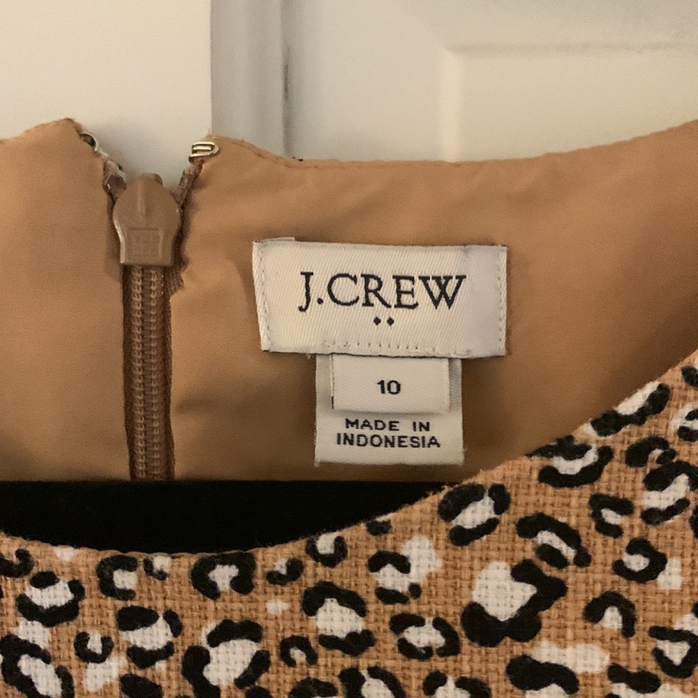 EUC J.Crew Leopard print sheath with back zip - Picture 2 of 5